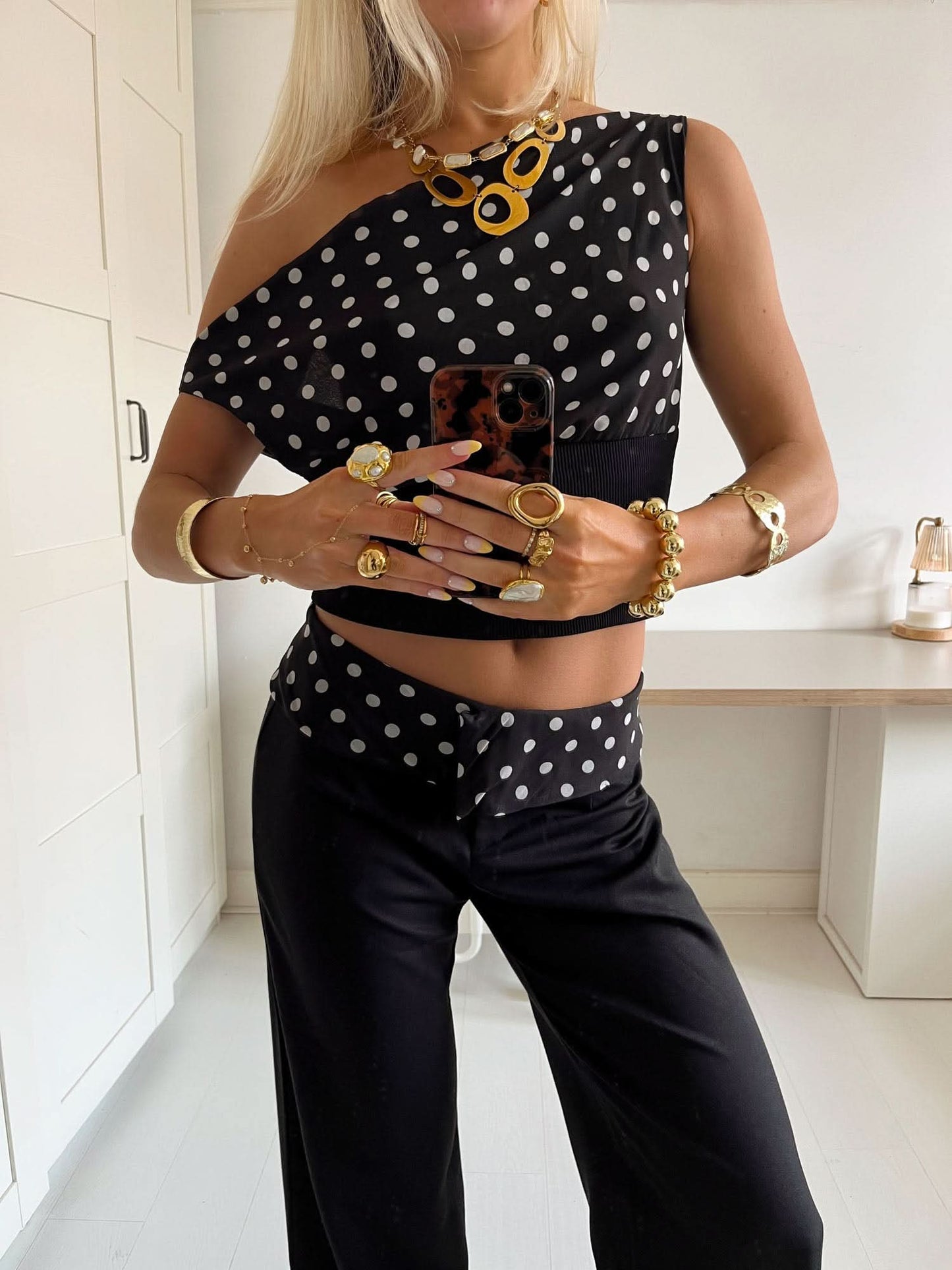 Beautifully Balanced Top with Timeless Character