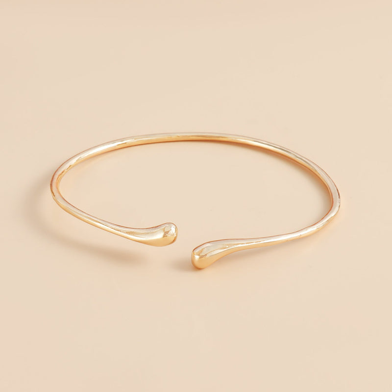 Polished Garment with an Effortless Classic Look
