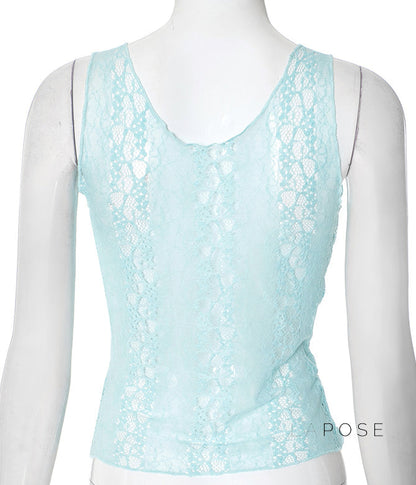Effortlessly Elegant Top with a Timeless Design