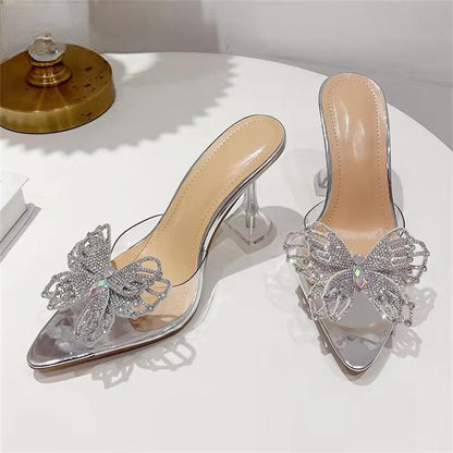 Polished Heels with an Effortless Classic Look