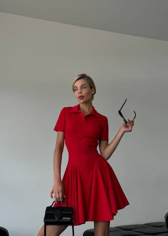 Sophisticated Dress with a Clean Classic Look
