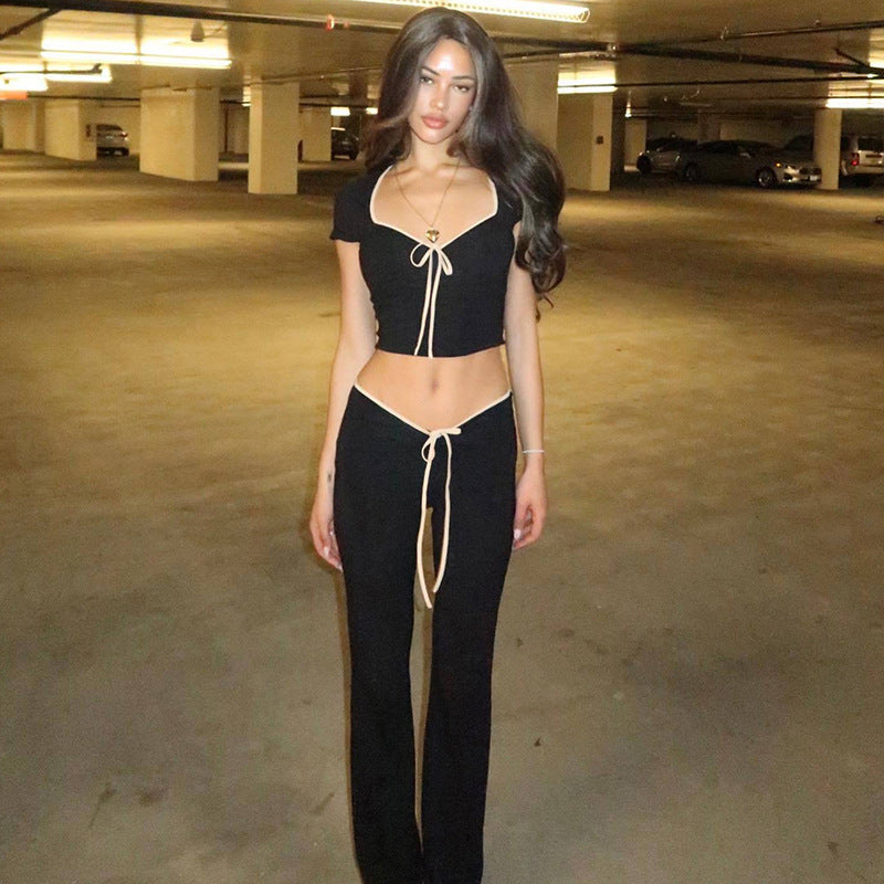 Sophisticated Pants with a Clean Classic Look