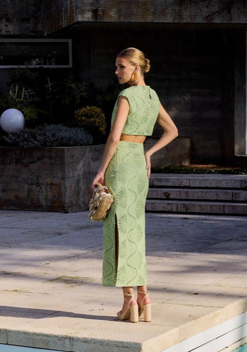 Polished Garment with an Effortless Classic Look