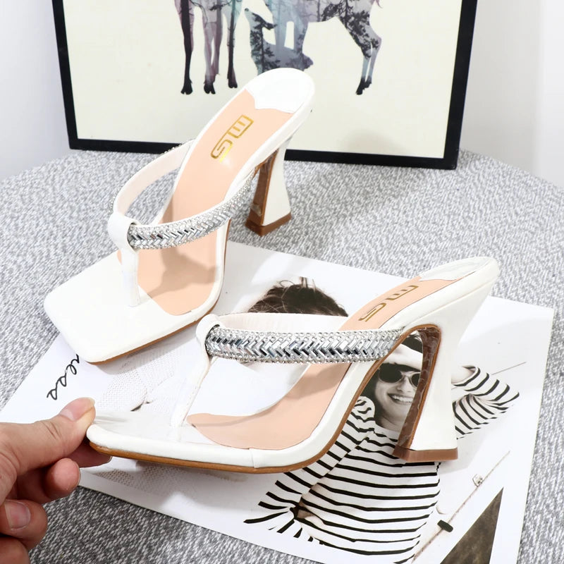 Beautifully Crafted Sandals in a Classic Style