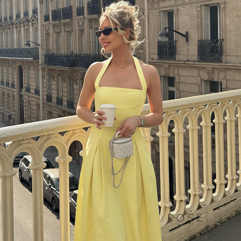 Beautifully Crafted Dress in a Classic Style