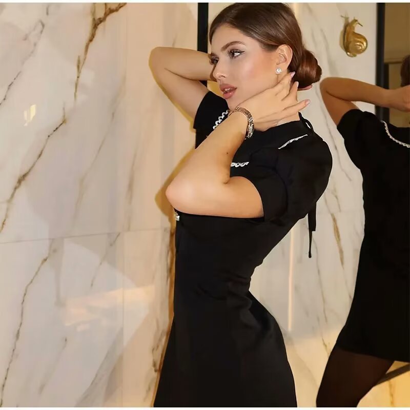 Polished Dress with an Effortless Classic Look