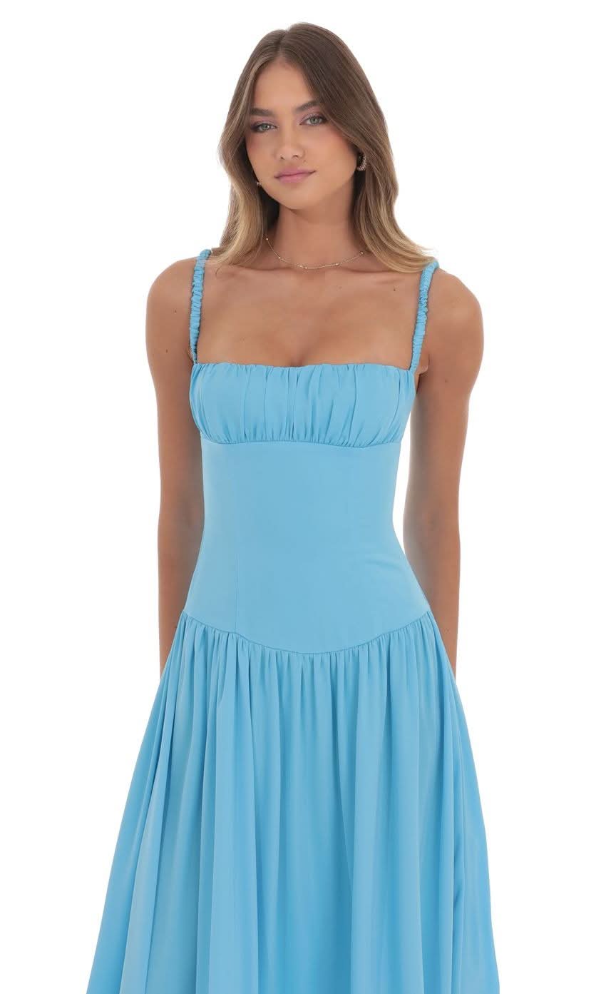 Beautifully Crafted Dress in a Classic Style