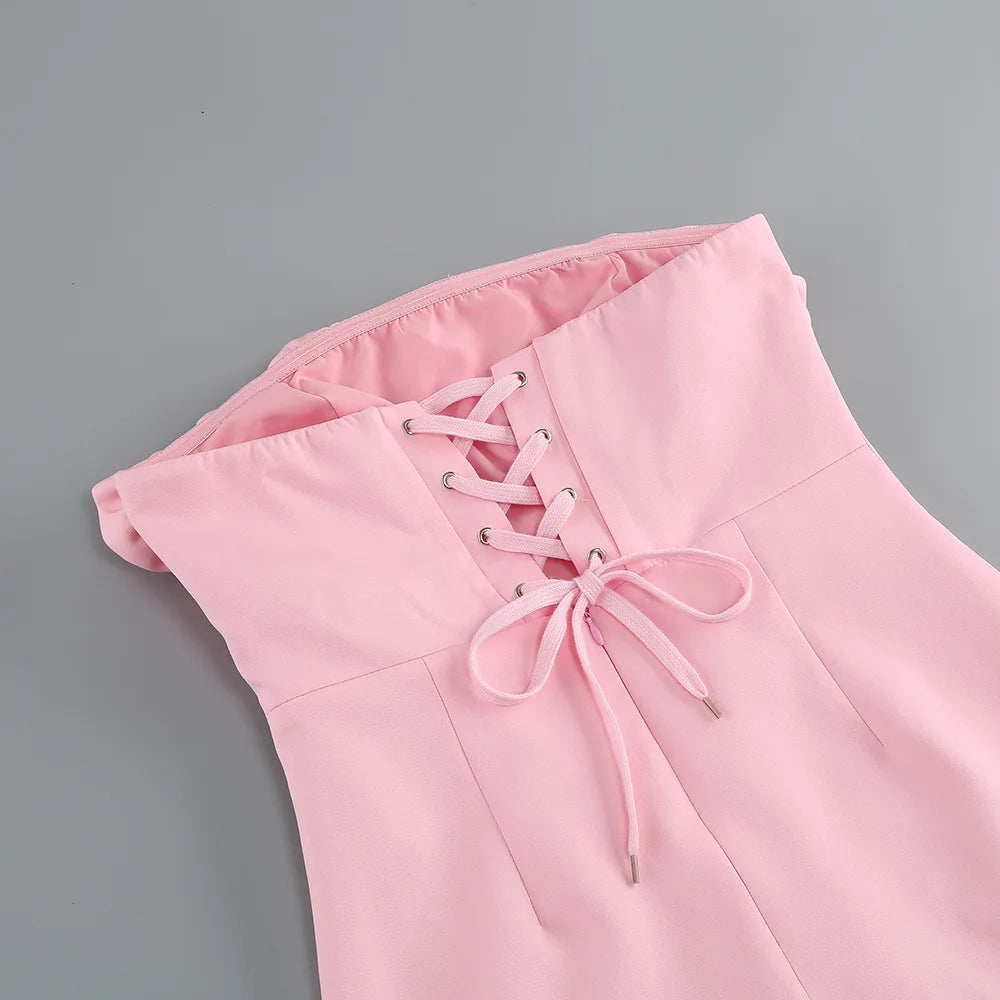 Effortlessly Elegant Dress with a Timeless Design