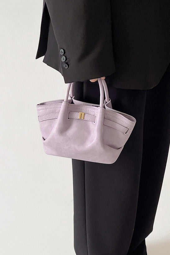 Effortlessly Elegant Bag with a Timeless Design