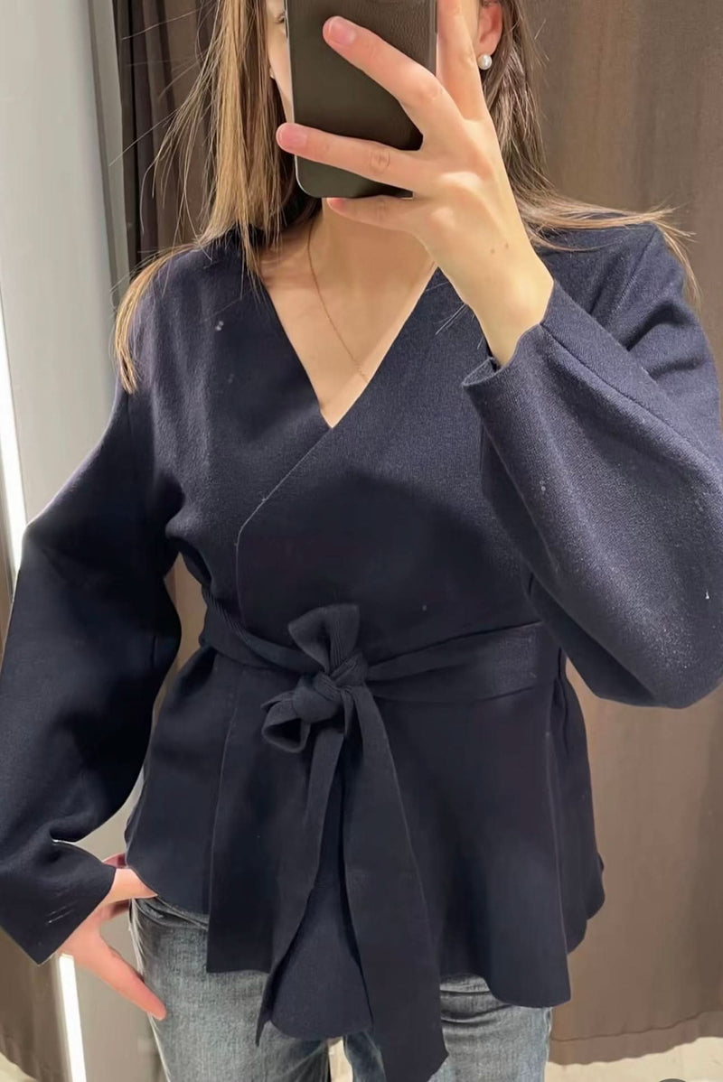 Classic Vintage & Enduringly Stylish Cardigan