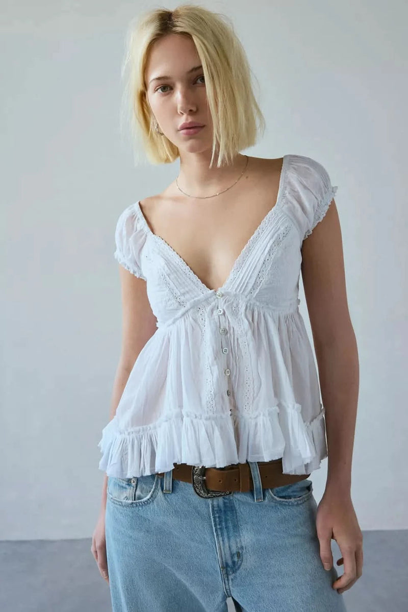 Gracefully Styled Blouse for Any Occasion