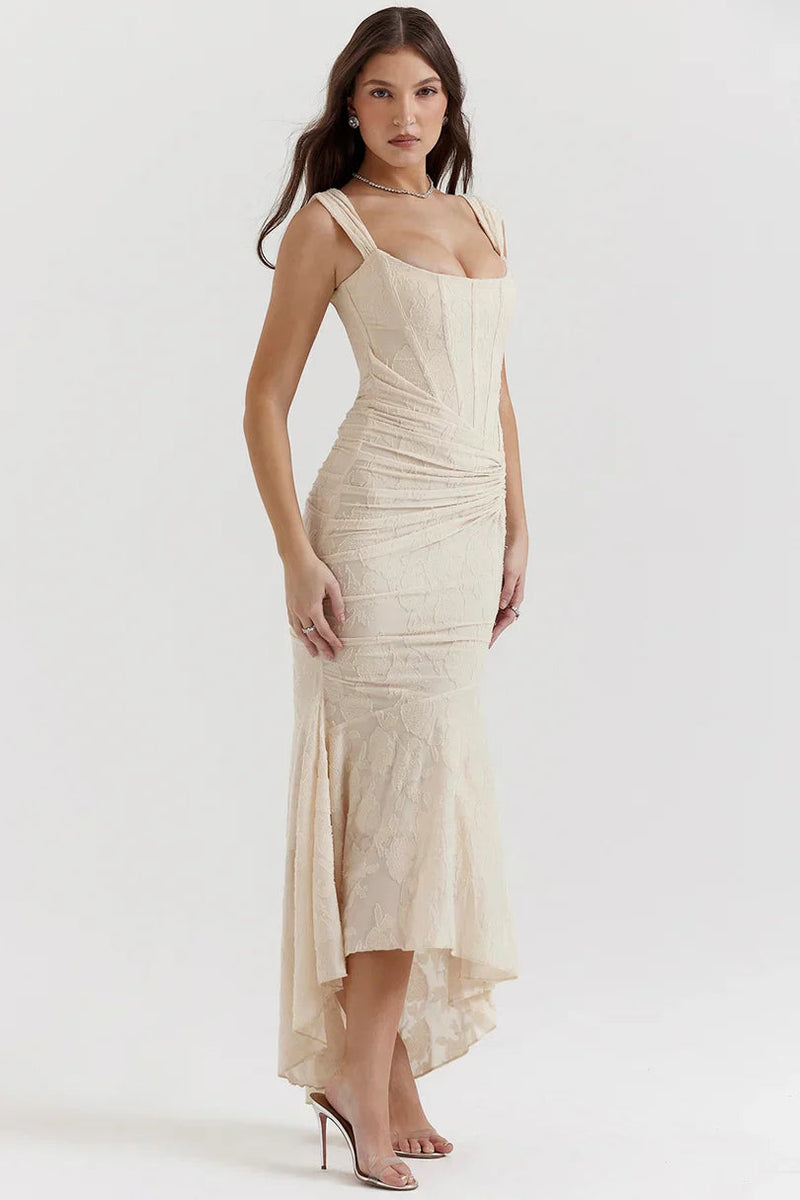 Effortlessly Elegant Dress with a Timeless Design