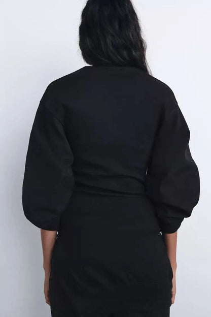 Beautifully Finished Garment in a Timeless Design