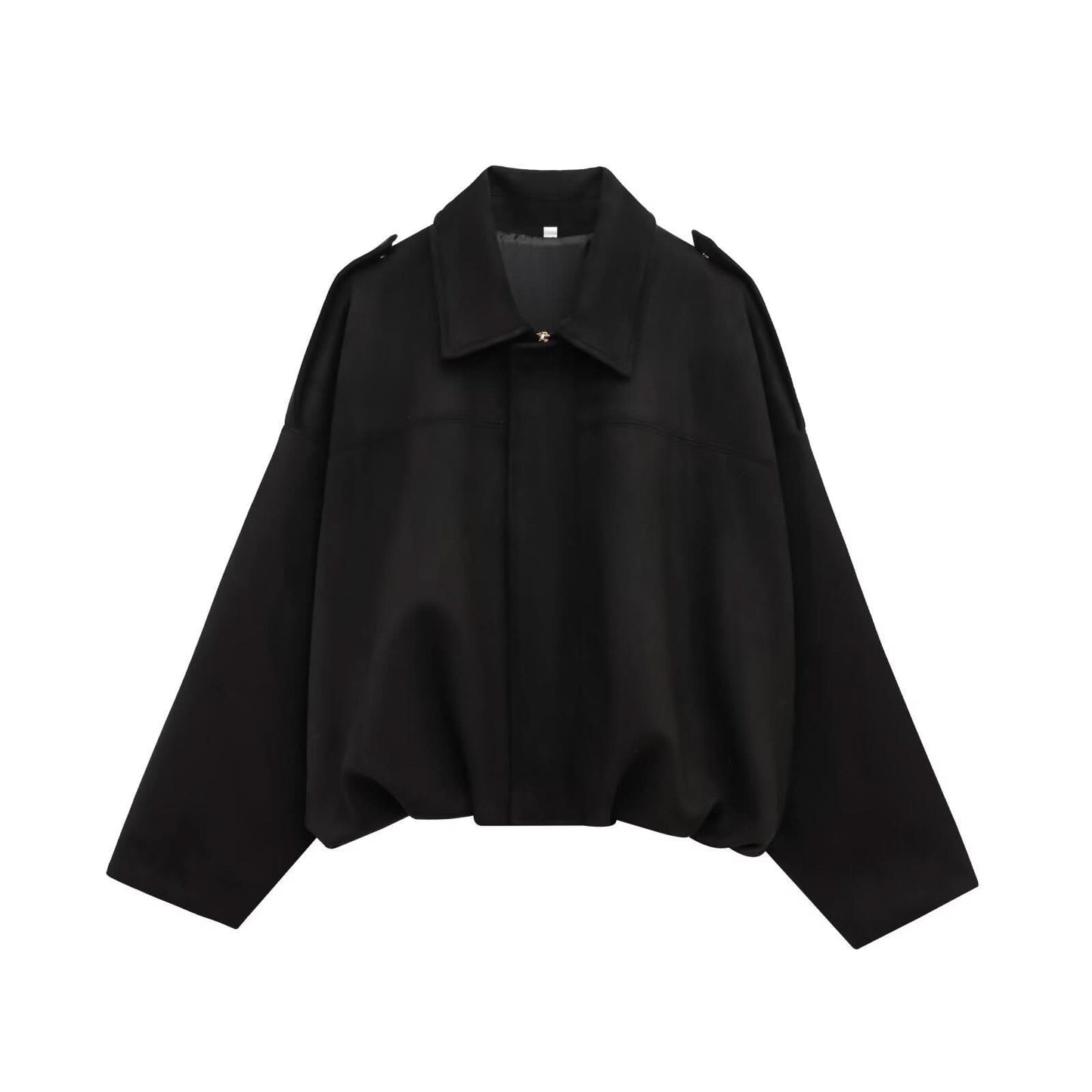 Well Tailored Jacket with a Graceful Silhouette