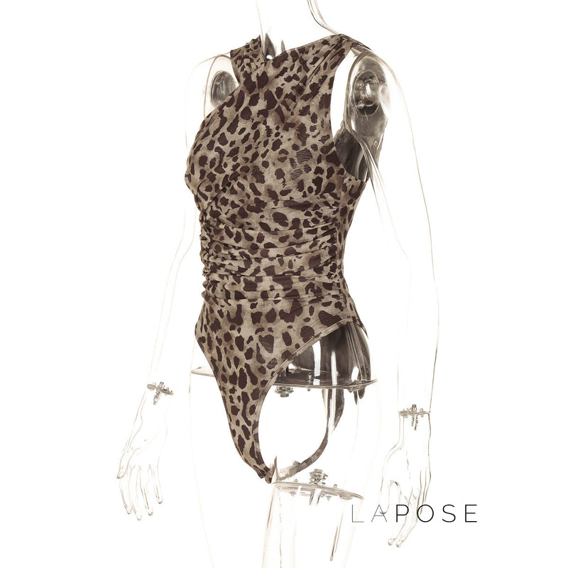 Beautifully Finished Garment in a Timeless Design