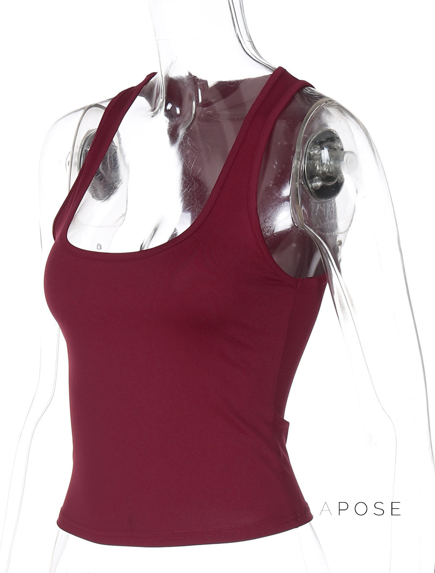Effortlessly Elegant Top with a Timeless Design