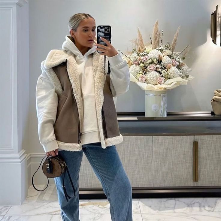 Gracefully Styled Jacket for Any Occasion