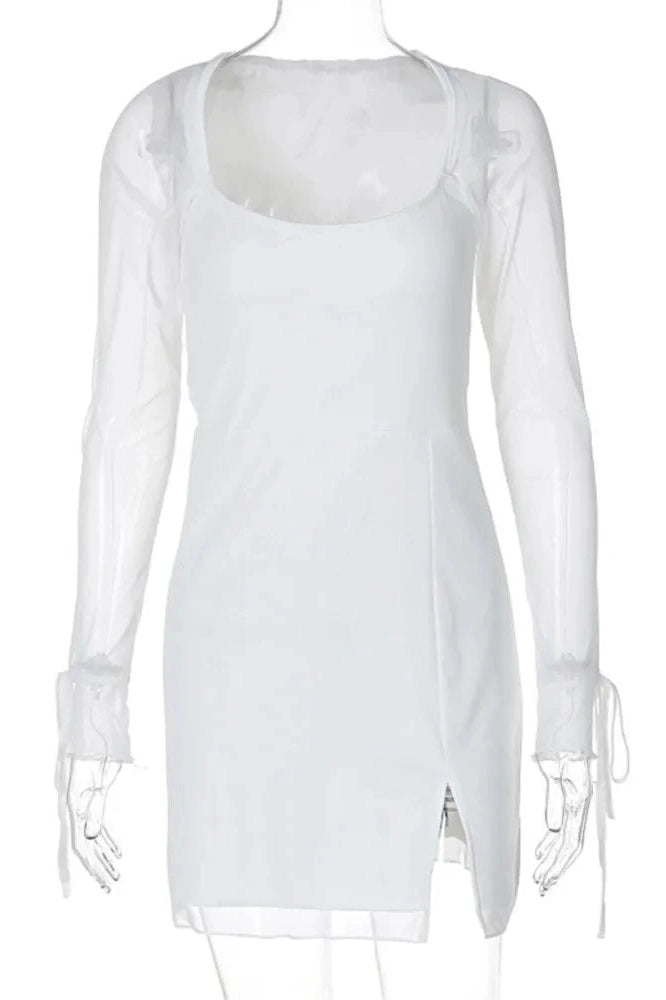 Beautifully Finished Dress in a Timeless Design