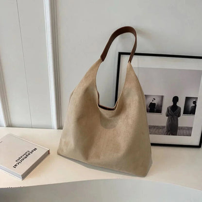 Classic Vintage Bag with a Flattering Fit