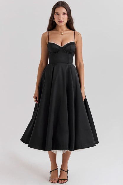 Classic Vintage Dress with a Flattering Fit
