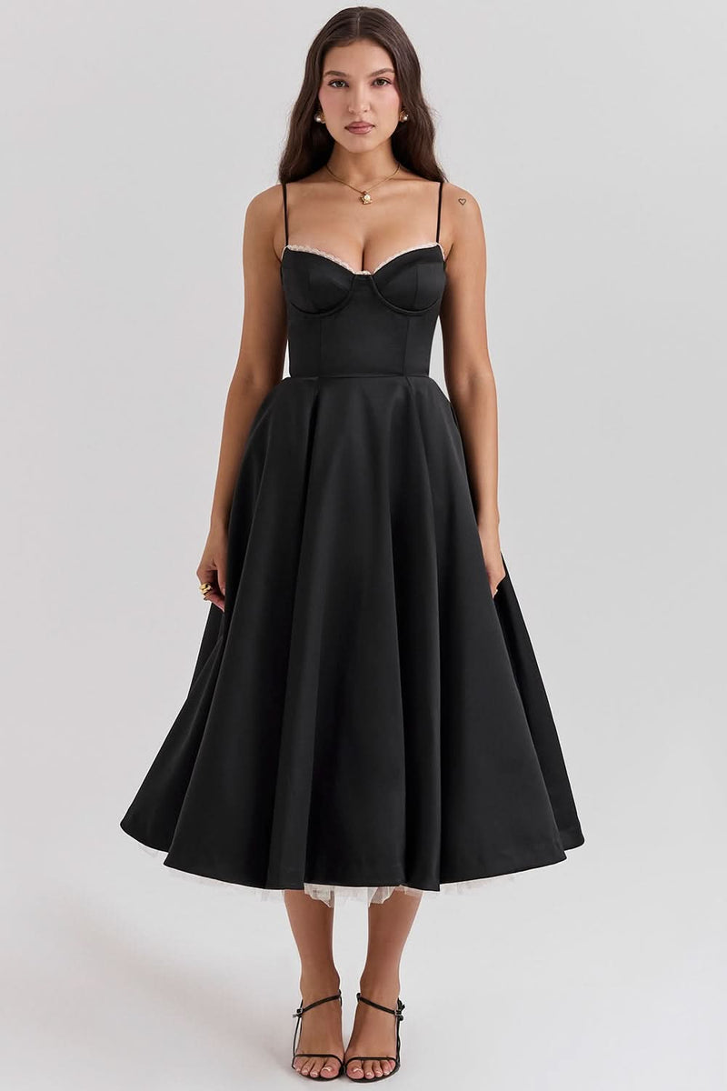 Classic Vintage Dress with a Flattering Fit