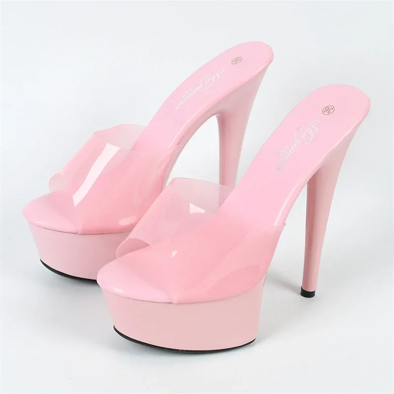 Beautifully Finished Heels in a Timeless Design