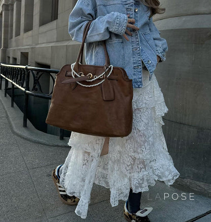 Sophisticated Garment with a Clean Classic Look