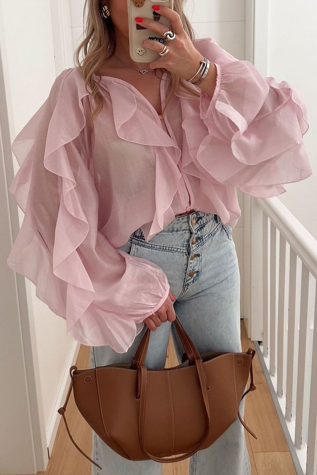 Polished Blouse with an Effortless Classic Look