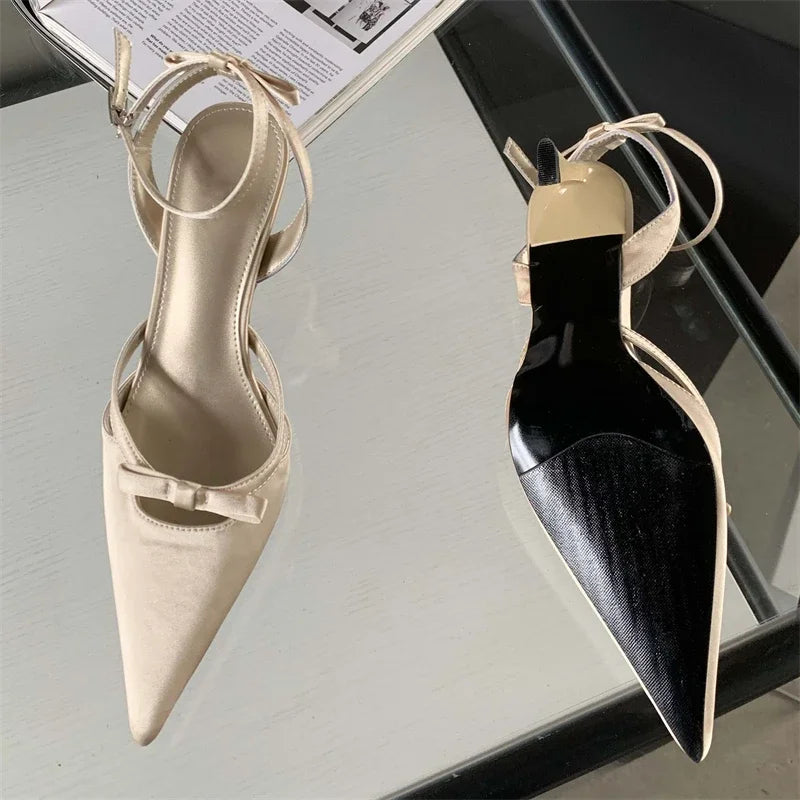 Classic Vintage Heels with a Flattering Fit