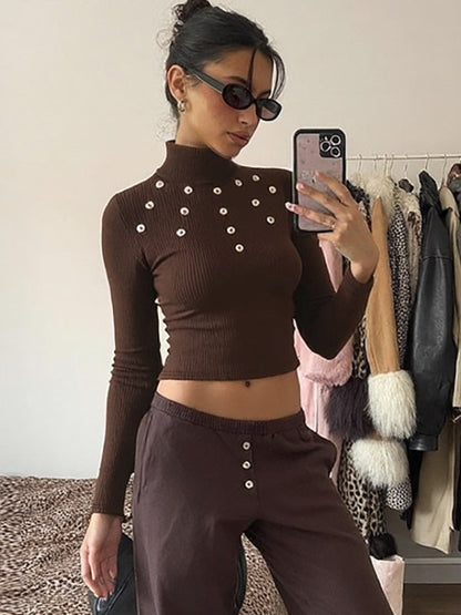 Well Tailored Top with a Graceful Silhouette