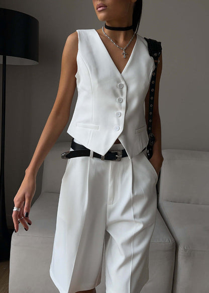 Sophisticated Garment with a Clean Classic Look