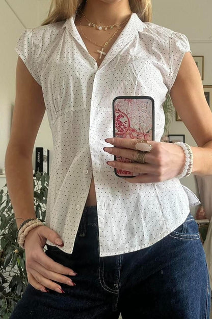 Gracefully Styled Blouse for Any Occasion