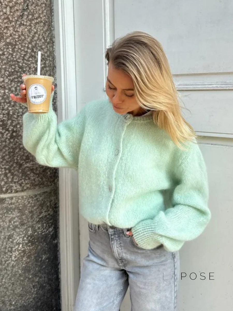 Elegantly Styled Cardigan for Everyday Wear