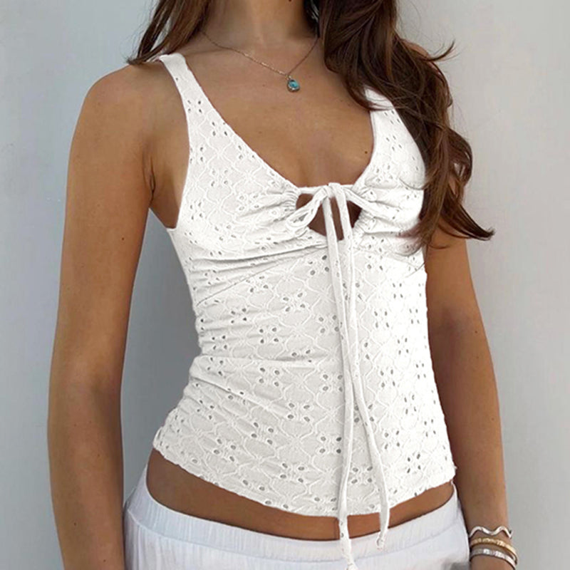 Beautifully Finished Top in a Timeless Design