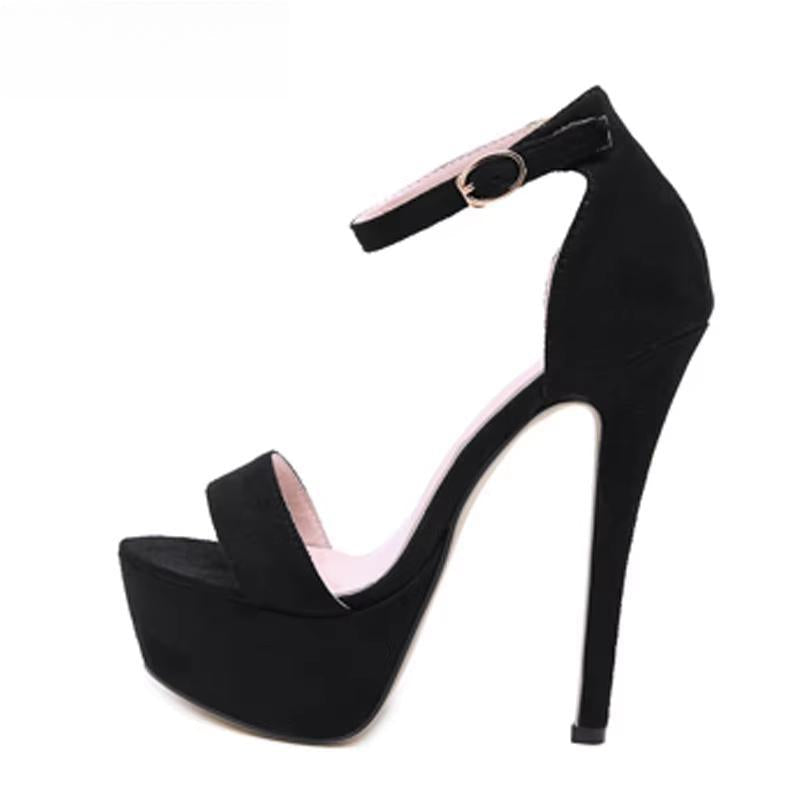 Effortlessly Elegant Heels with a Timeless Design