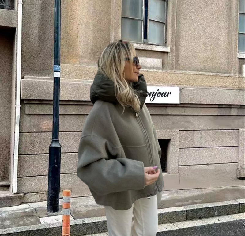 Classic Vintage & Enduringly Stylish Coat