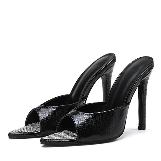 Classic Vintage & Enduringly Stylish Heels