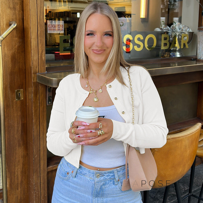 Elegantly Styled Cardigan for Everyday Wear