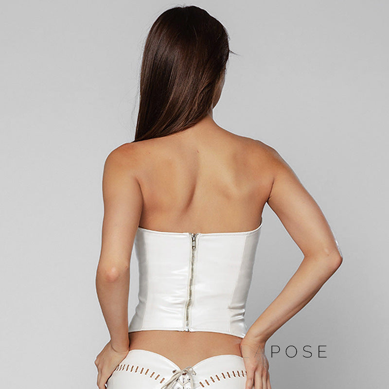 Well Tailored Top with a Graceful Silhouette