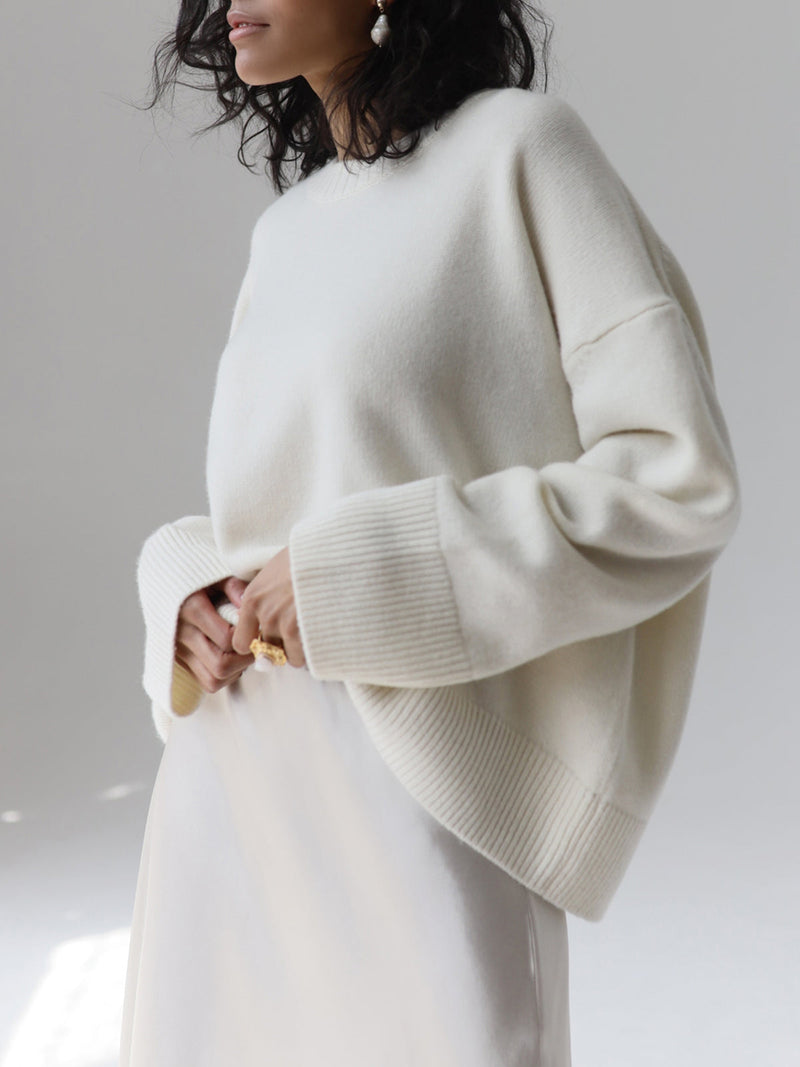 Classic Vintage Sweater with a Flattering Fit