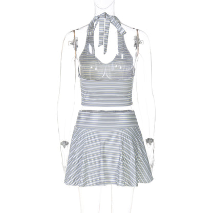 Sophisticated Garment with a Clean Classic Look