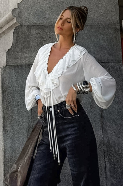 Beautifully Crafted Blouse in a Classic Style