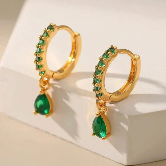 Zirconia Earrings With Emerald in Gold
