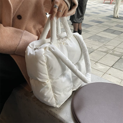 Classic Vintage Bag with a Flattering Fit