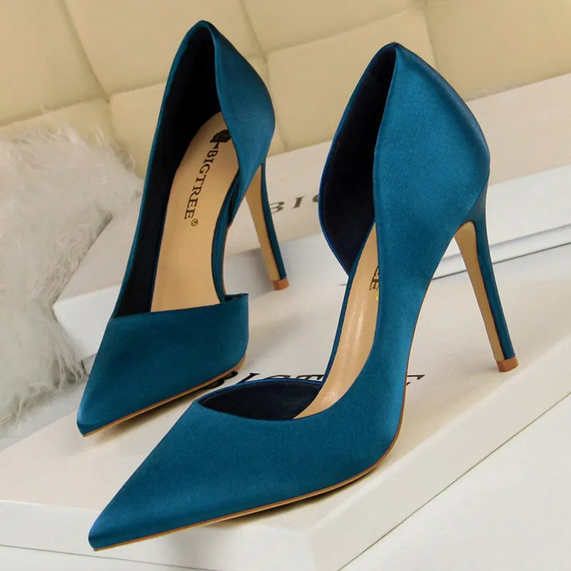 Gracefully Styled Heels for Any Occasion