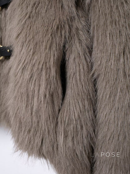 Elegantly Styled Coat for Everyday Wear