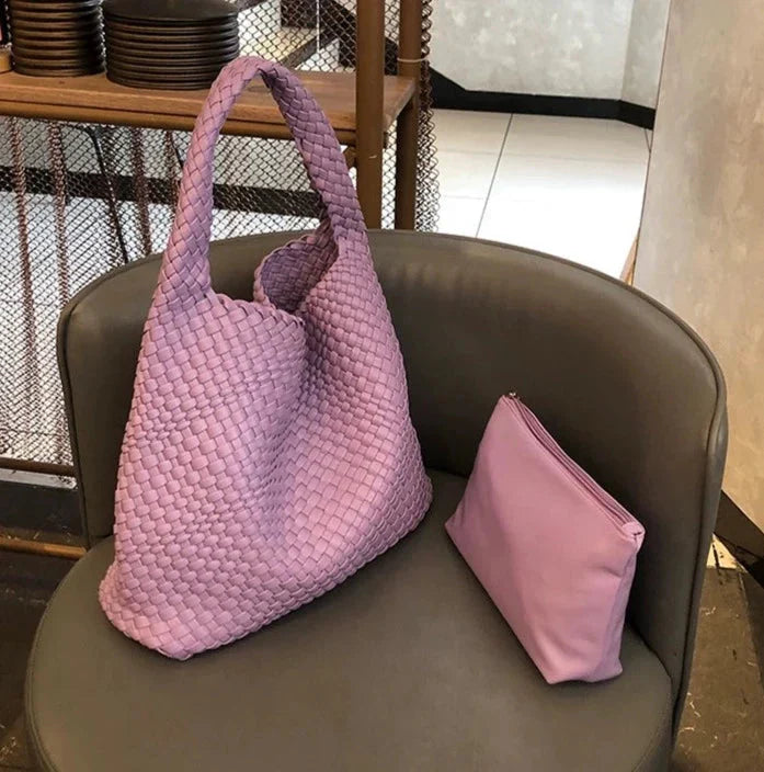 Beautifully Crafted Bag in a Classic Style