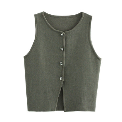 Effortlessly Elegant Garment with a Timeless Design