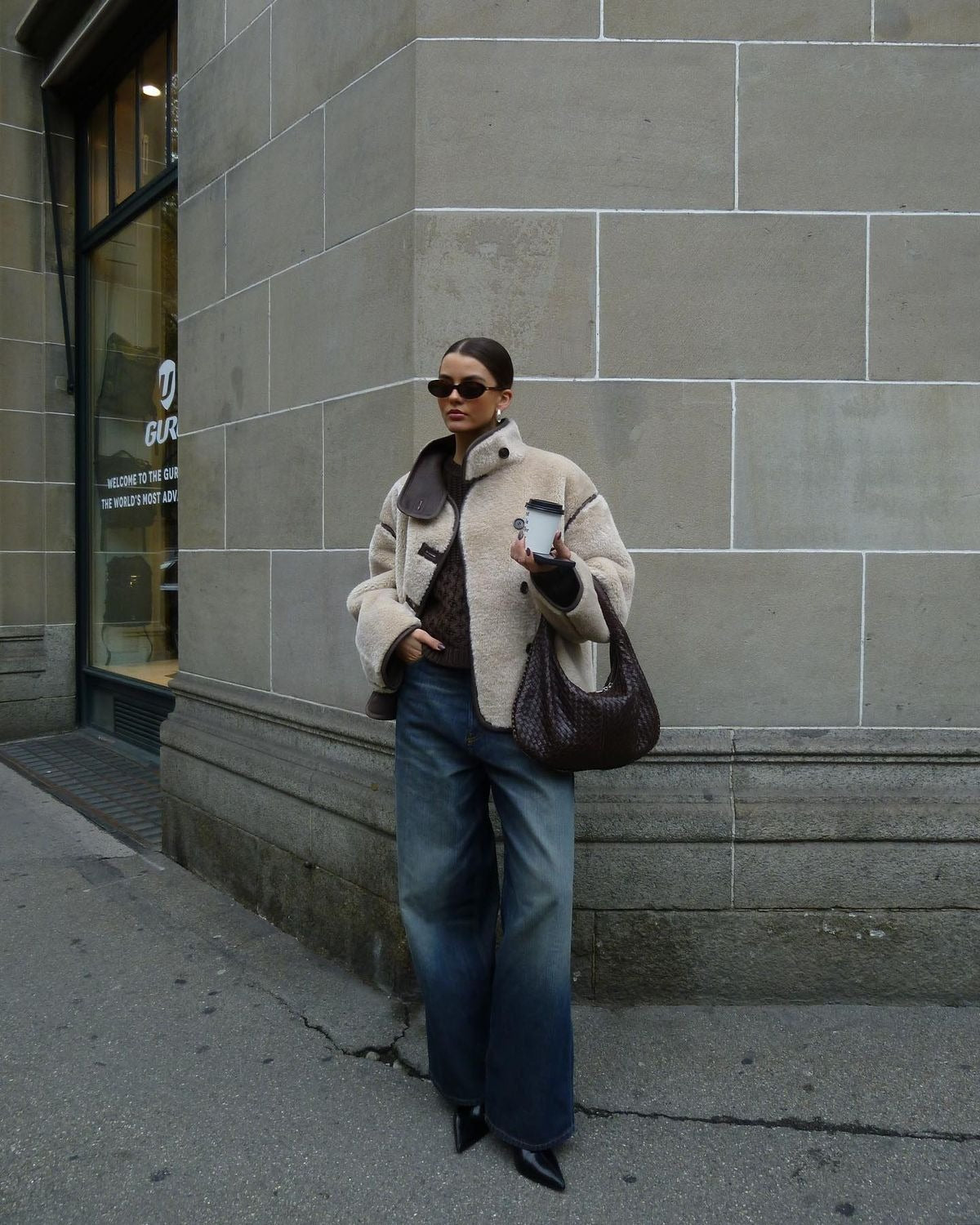 Effortlessly Elegant Coat with a Timeless Design