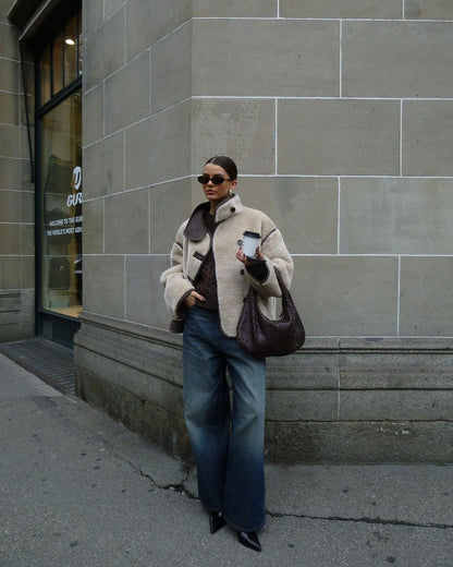 Effortlessly Elegant Coat with a Timeless Design